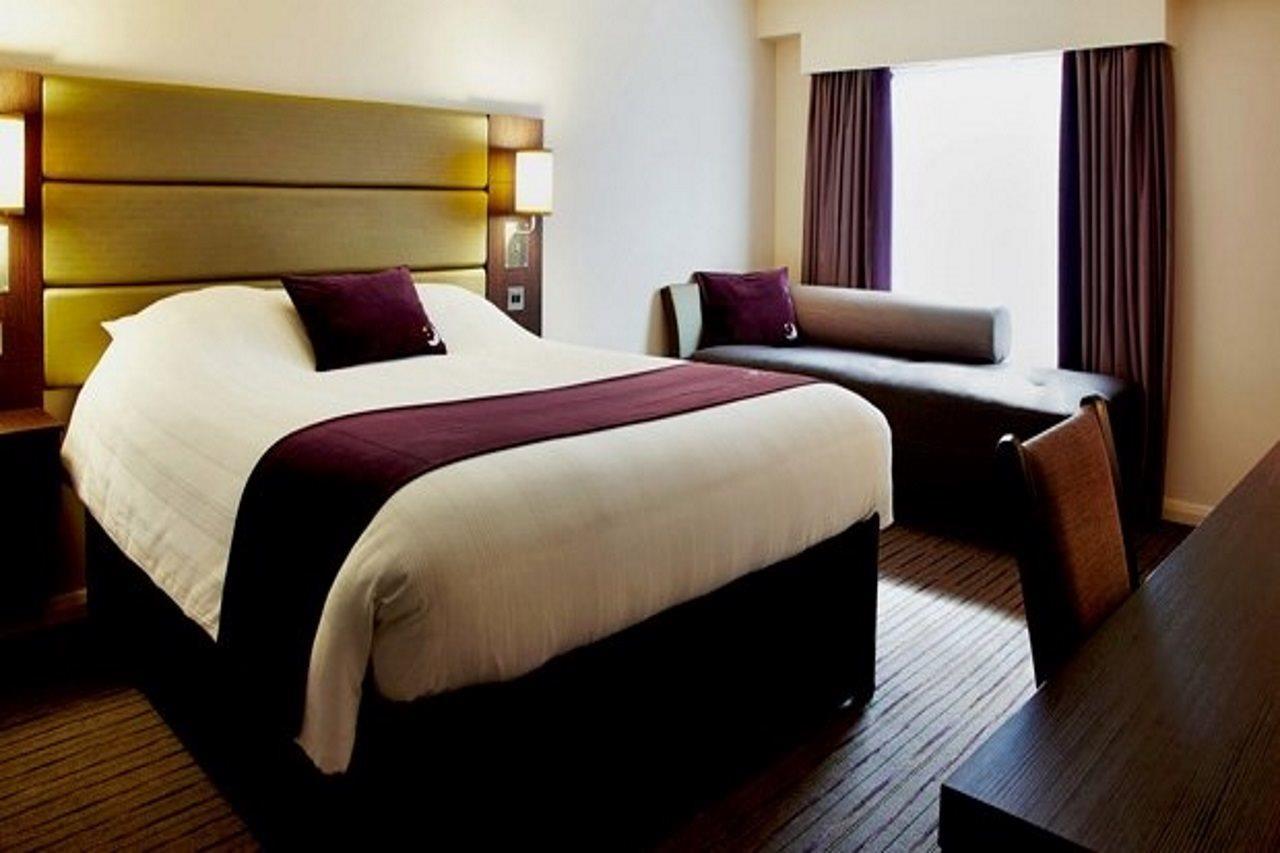 Premier Inn Gatwick Crawley Town West Luaran gambar